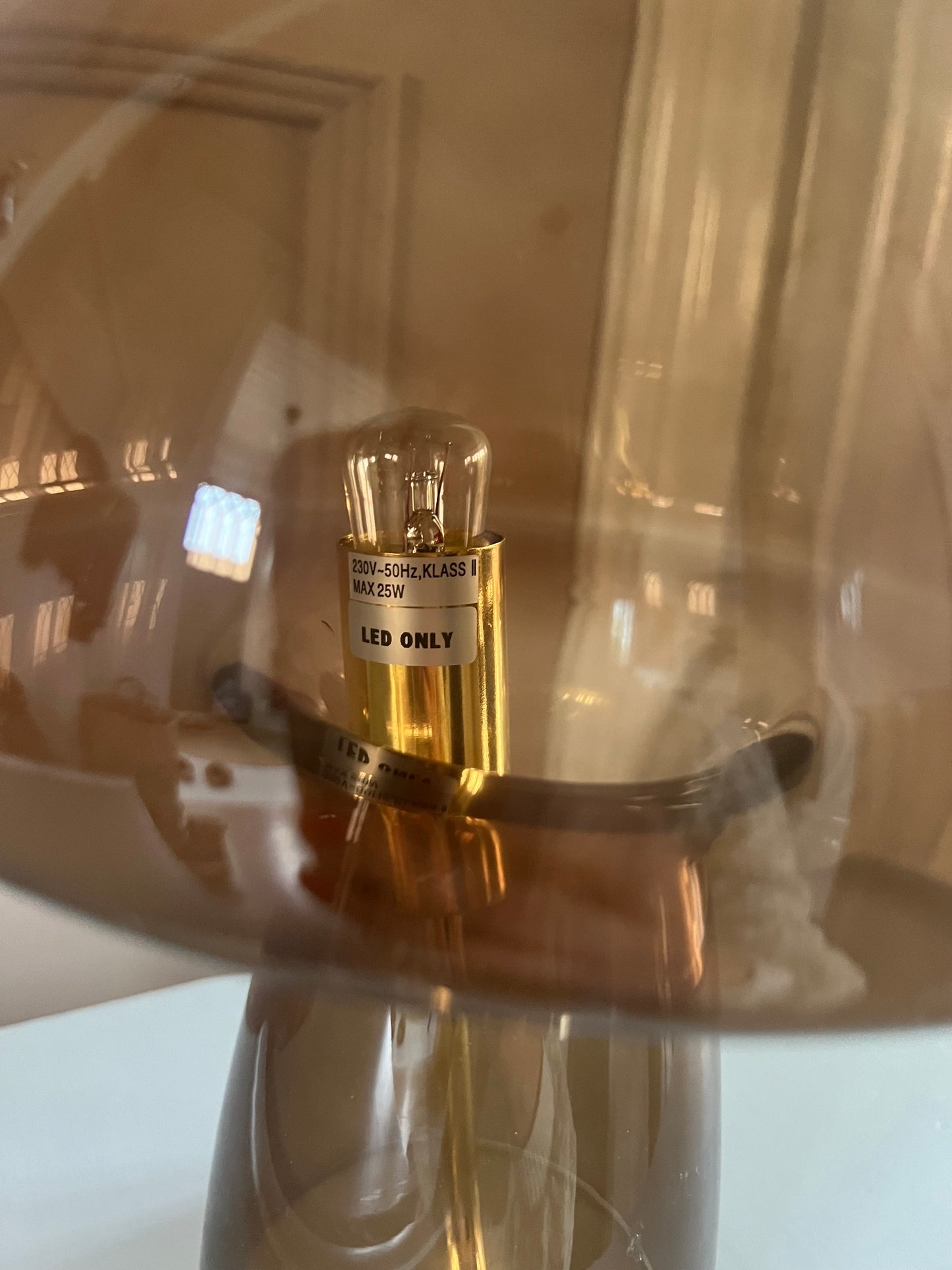 Bordslampa i svampform brunt glas