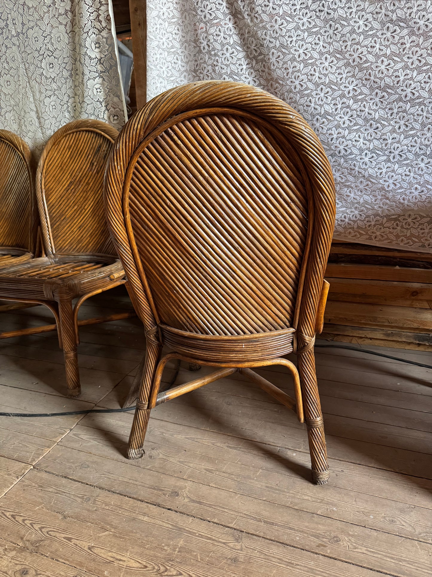 Mörkbruna rottingstolar, 4st