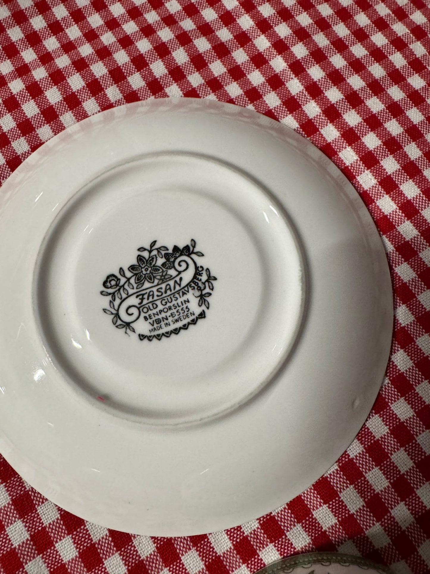 Två tekoppar med fat - FASAN Old Gustavsberg