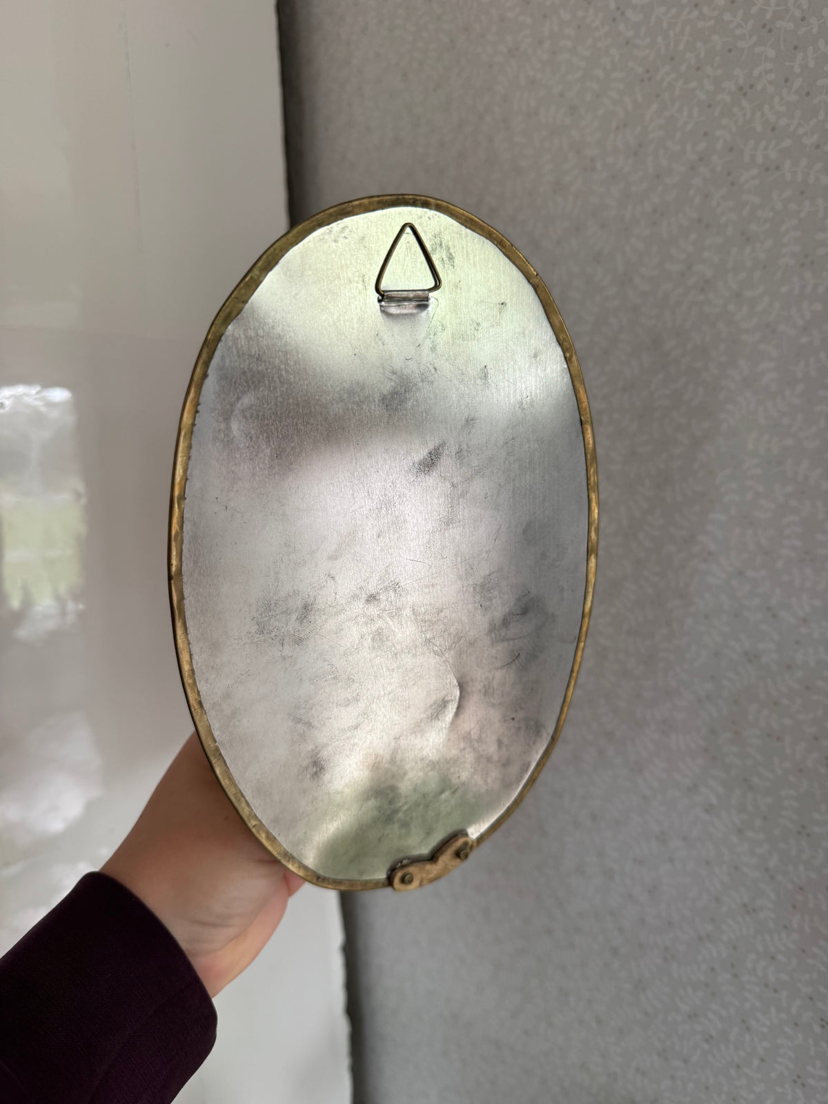 Väggljusstake i mässing med spegel