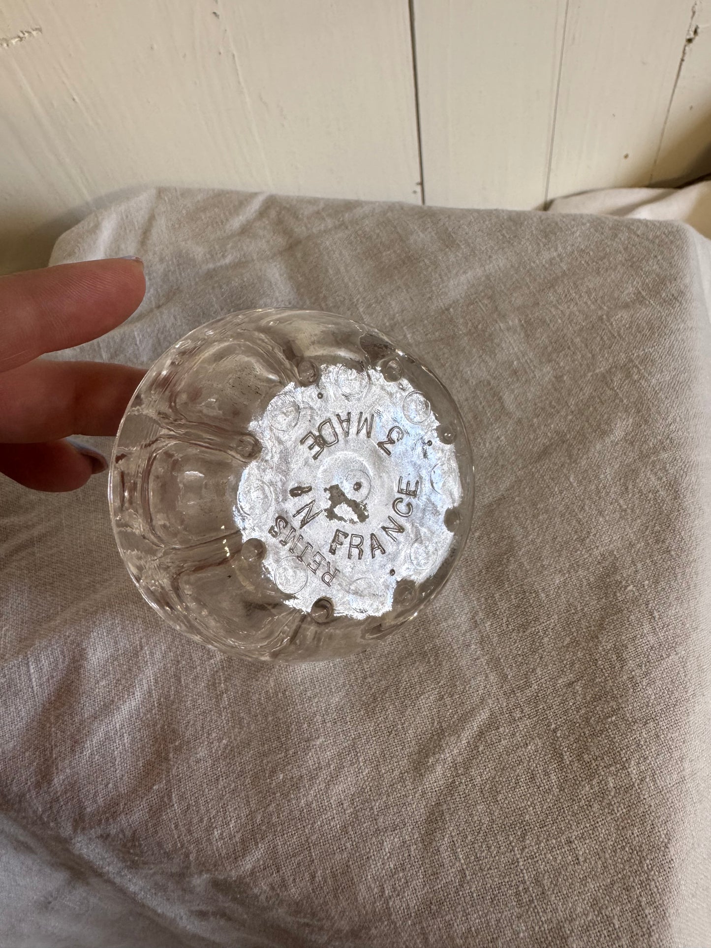 Blomsterfakir i glas stängd botten