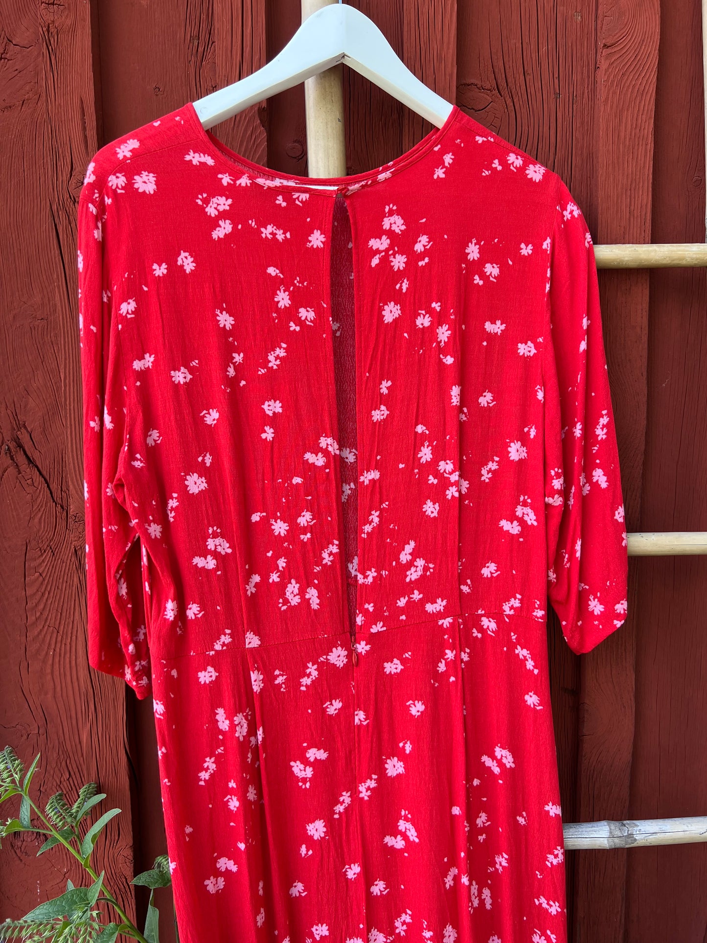 Röd klänning Carin Wester