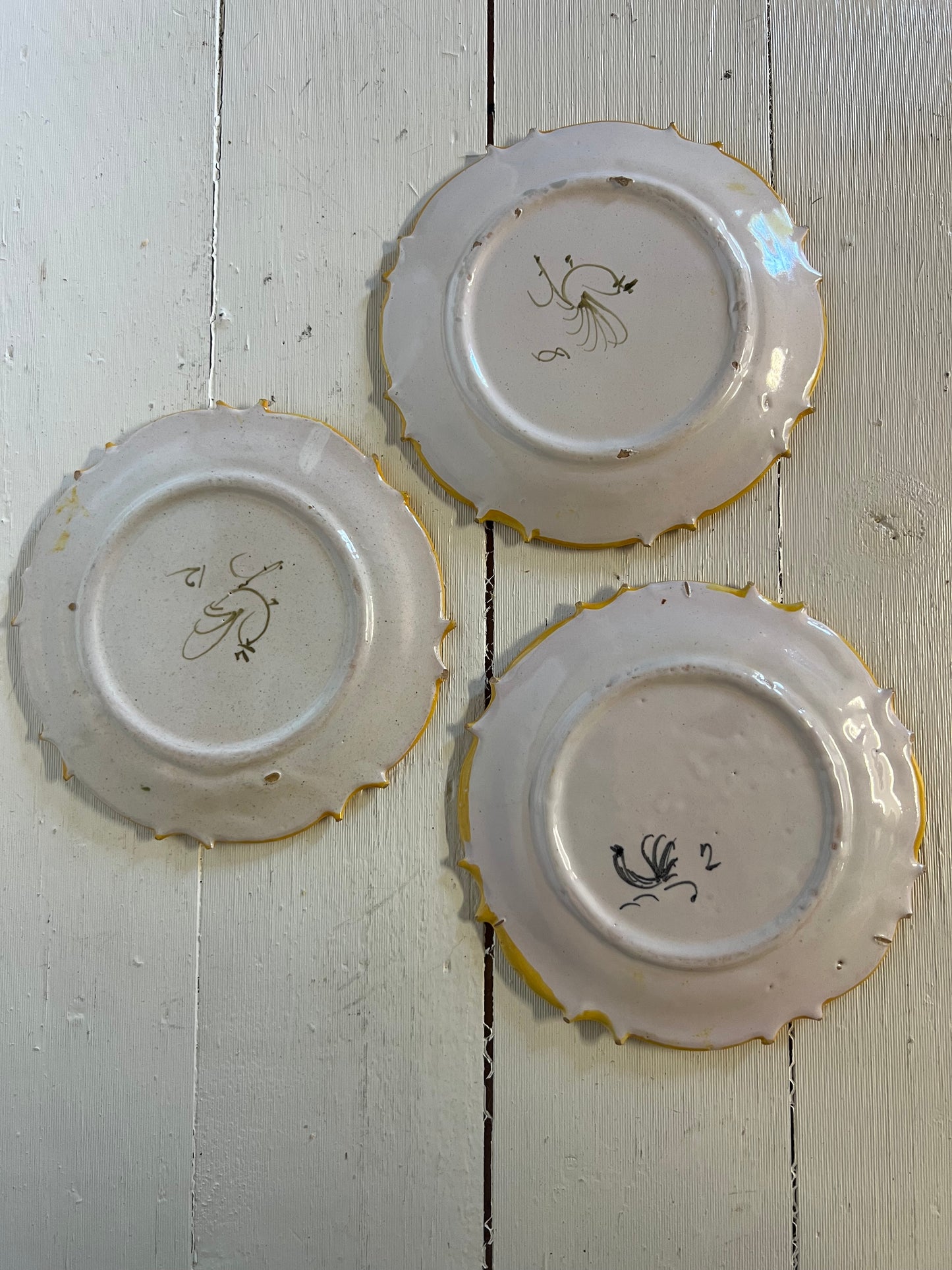 Tre små fat med frukt