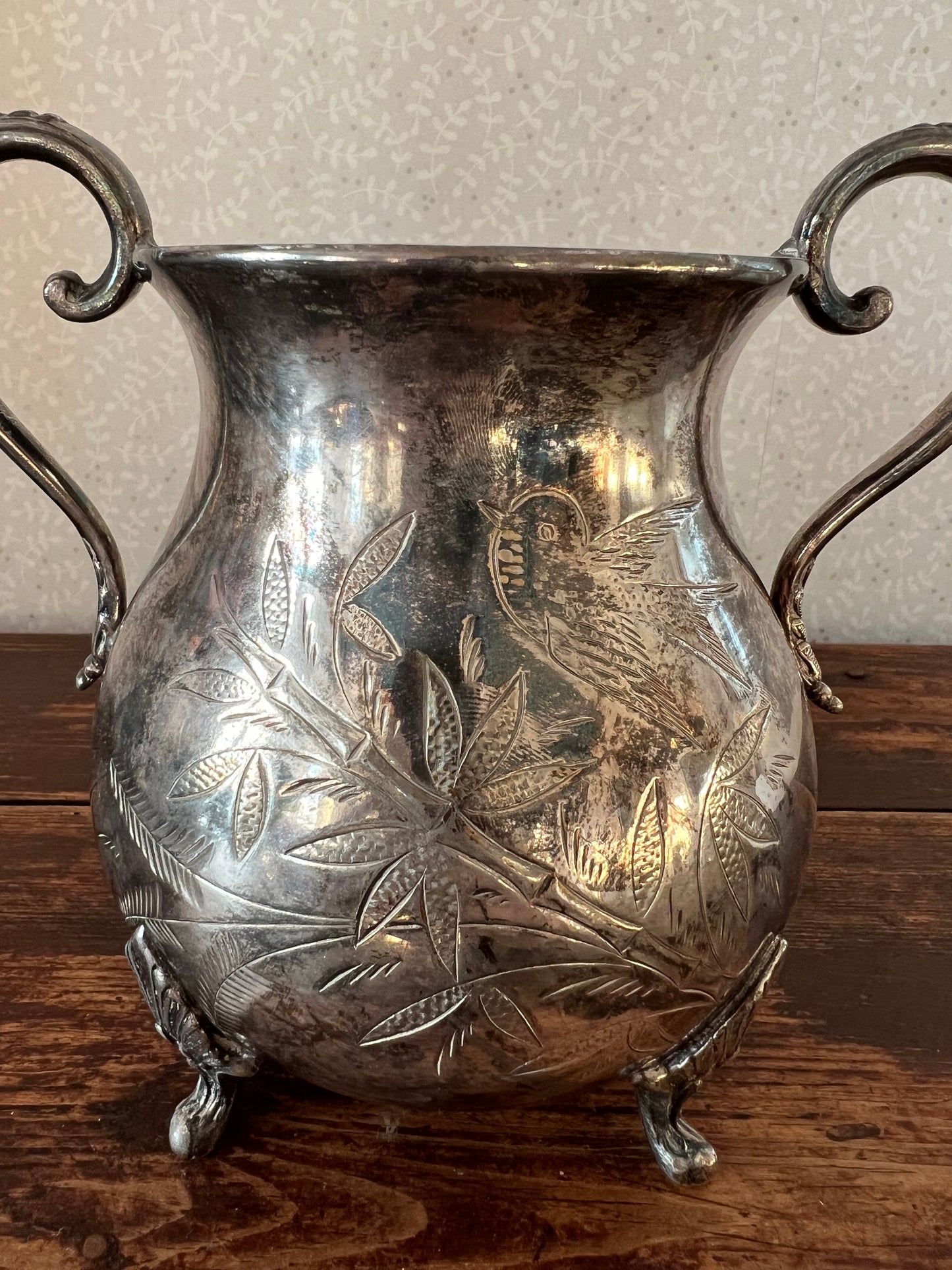 Tennvas med motiv och hänklar