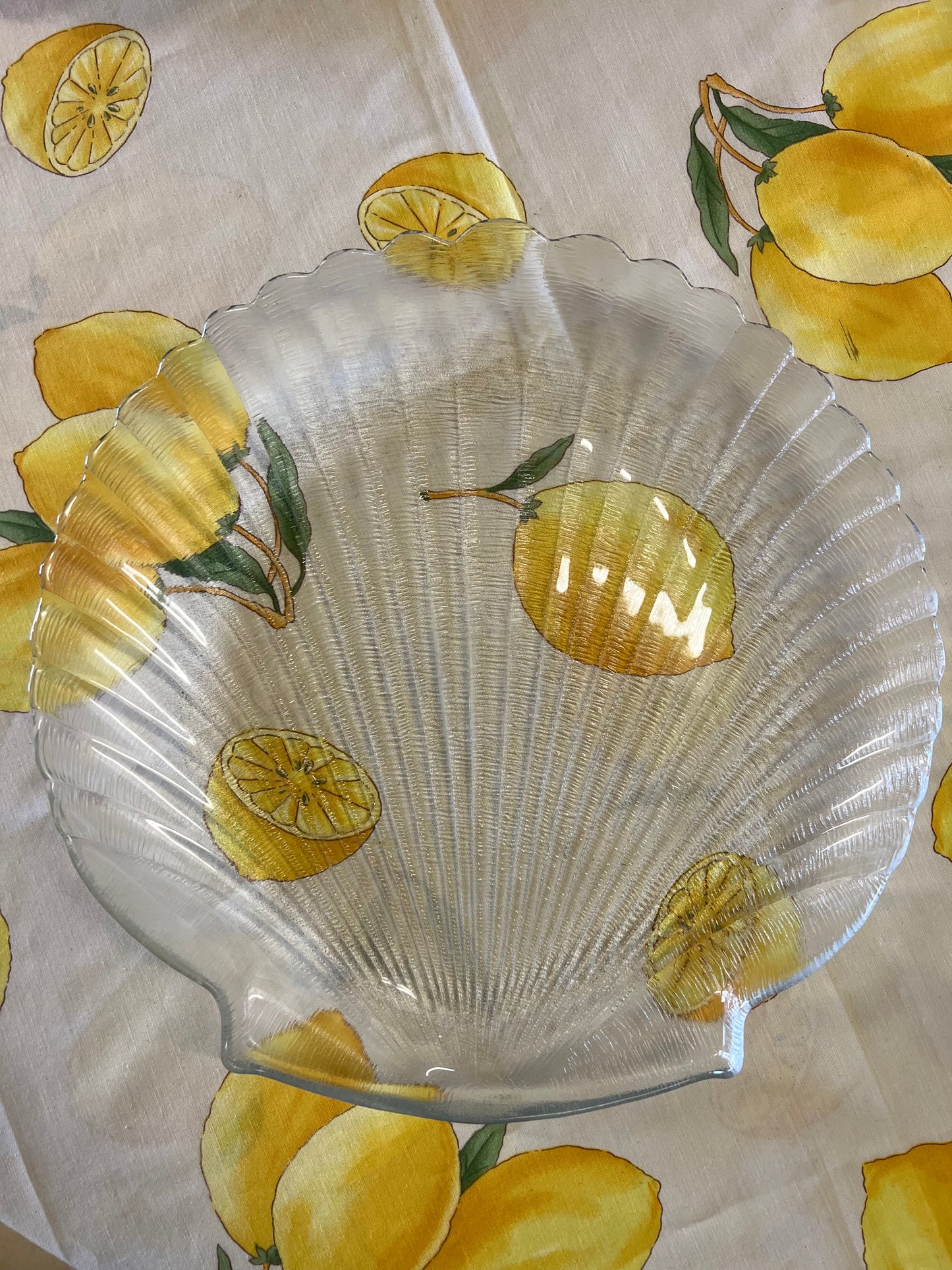 Stort snäckfat för uppläggning