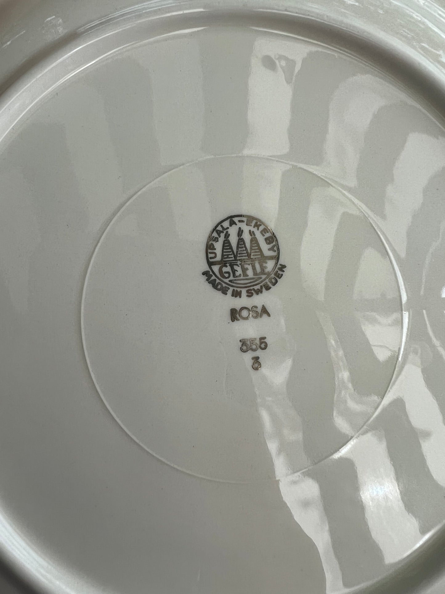 Blommig mattallrik ROSA Gefle Uppsala Ekeby