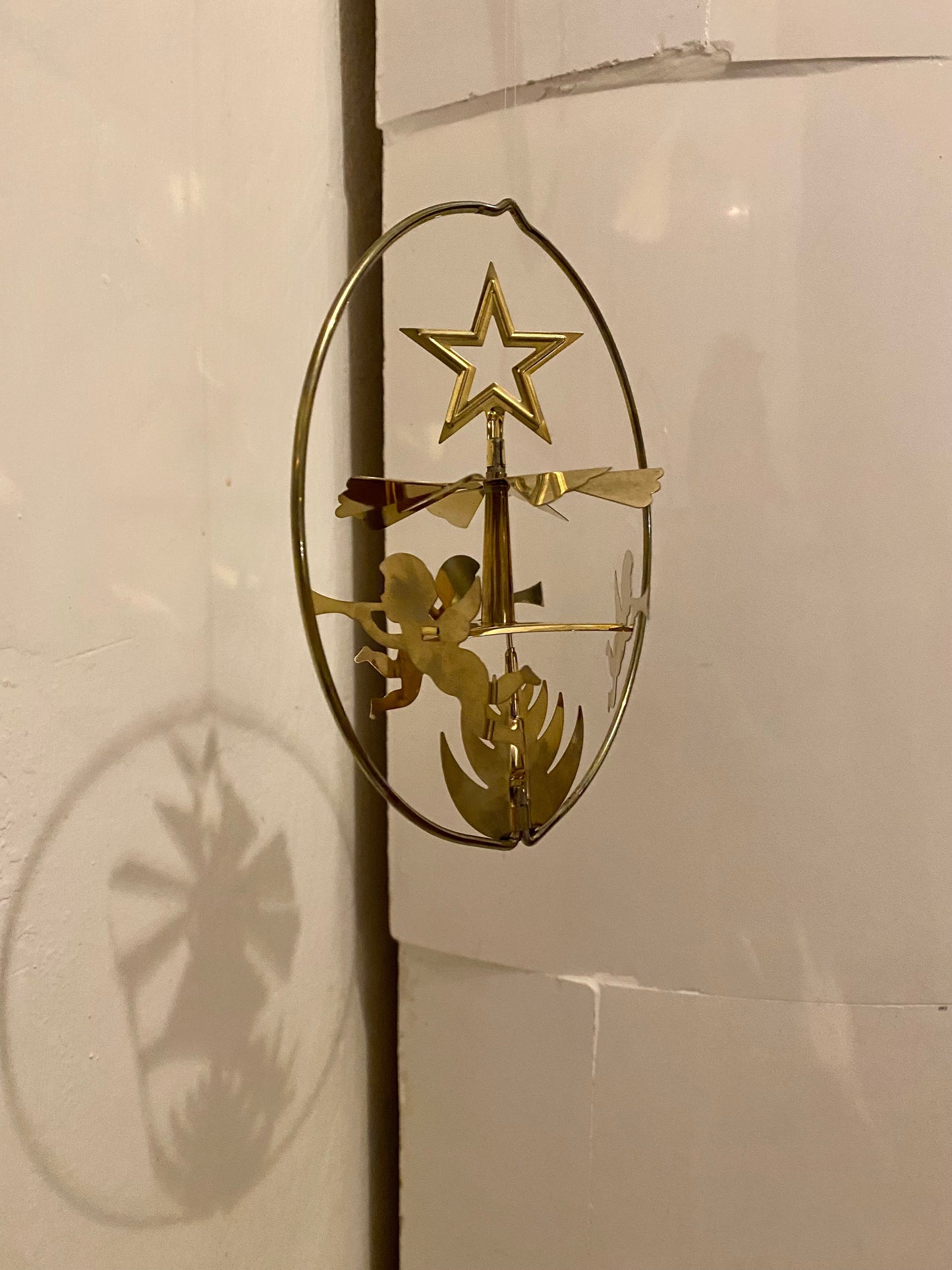 Svävande änglamobil