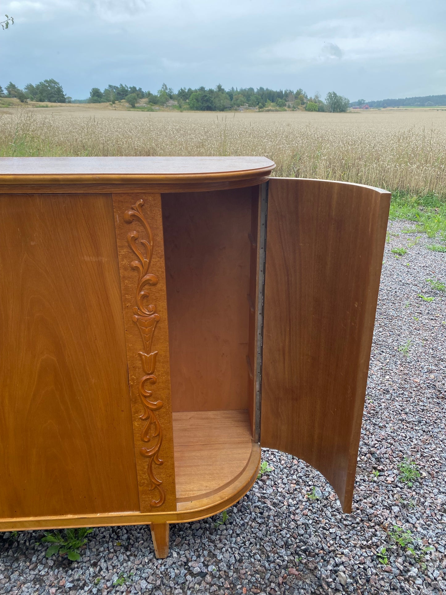 Äldre gedigen skänk