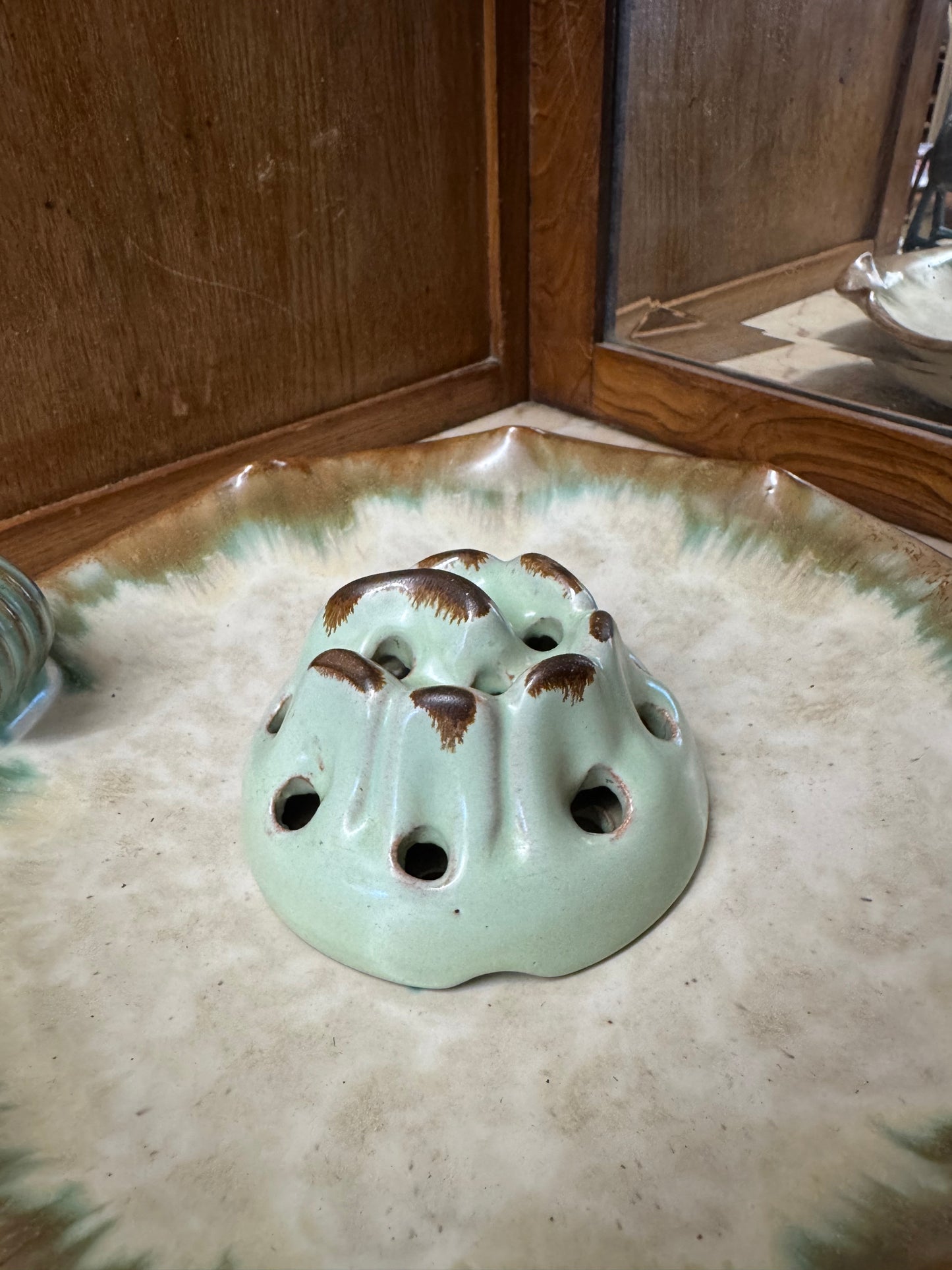 Grön blomsterfakir i keramik Ekeby