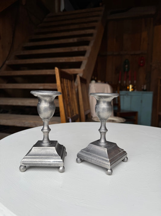 Paret ljusstakar Ystad tenn