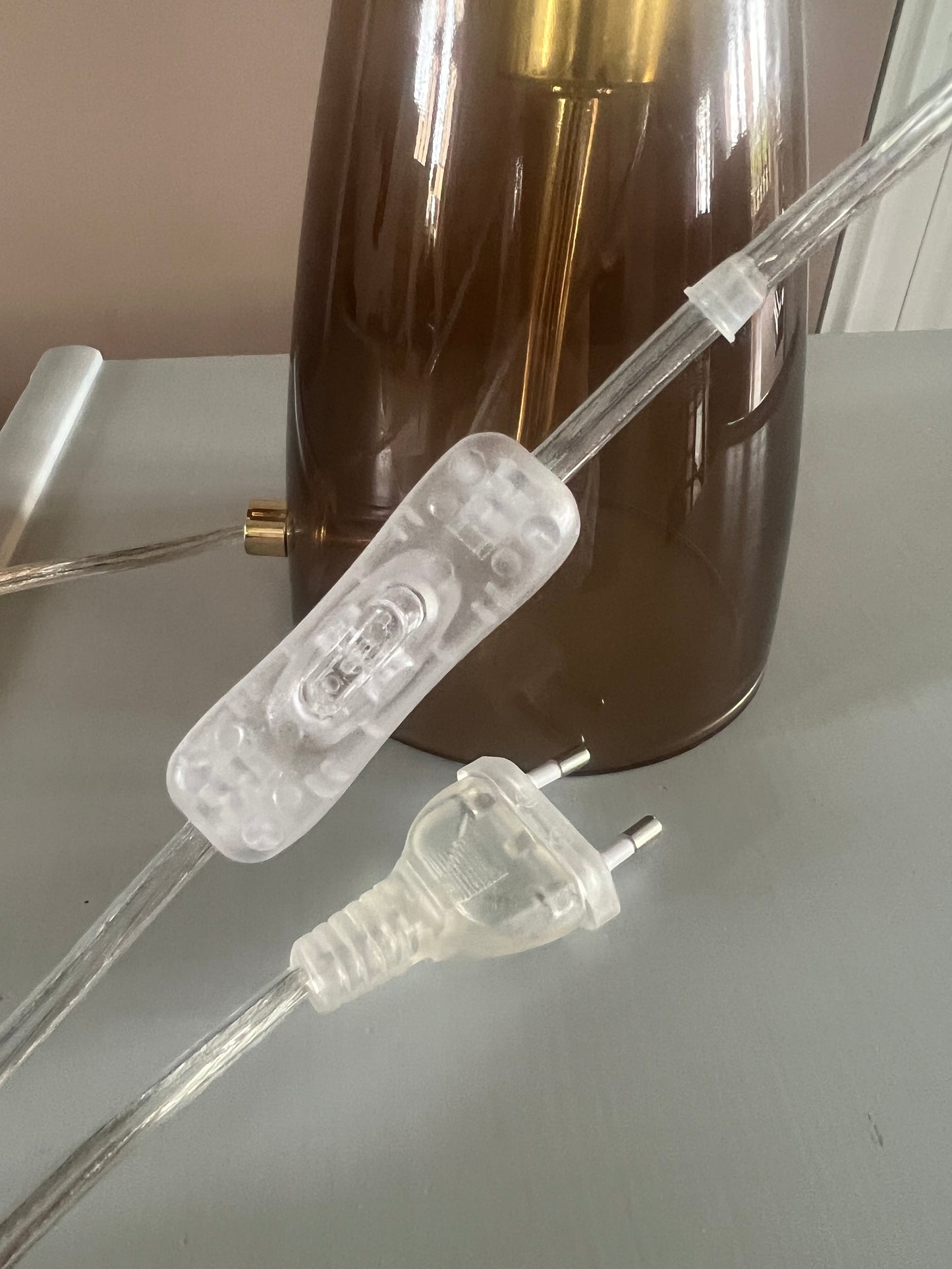 Bordslampa i svampform brunt glas