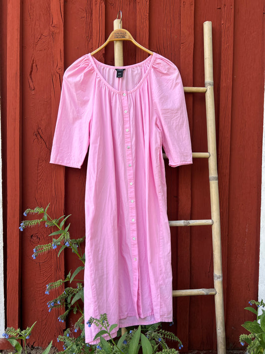 Rosa puffklänning