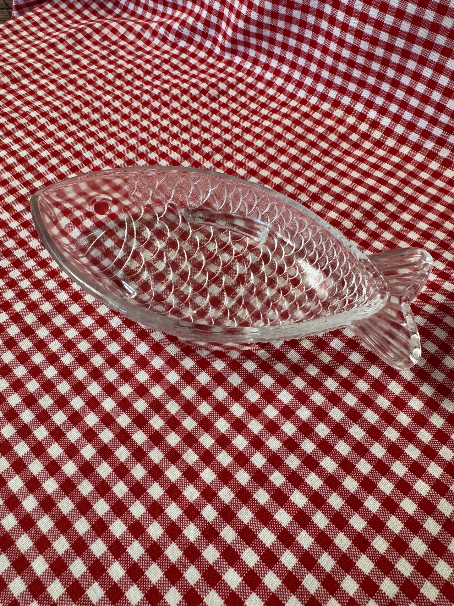 Uppläggningsfat fisk i glas