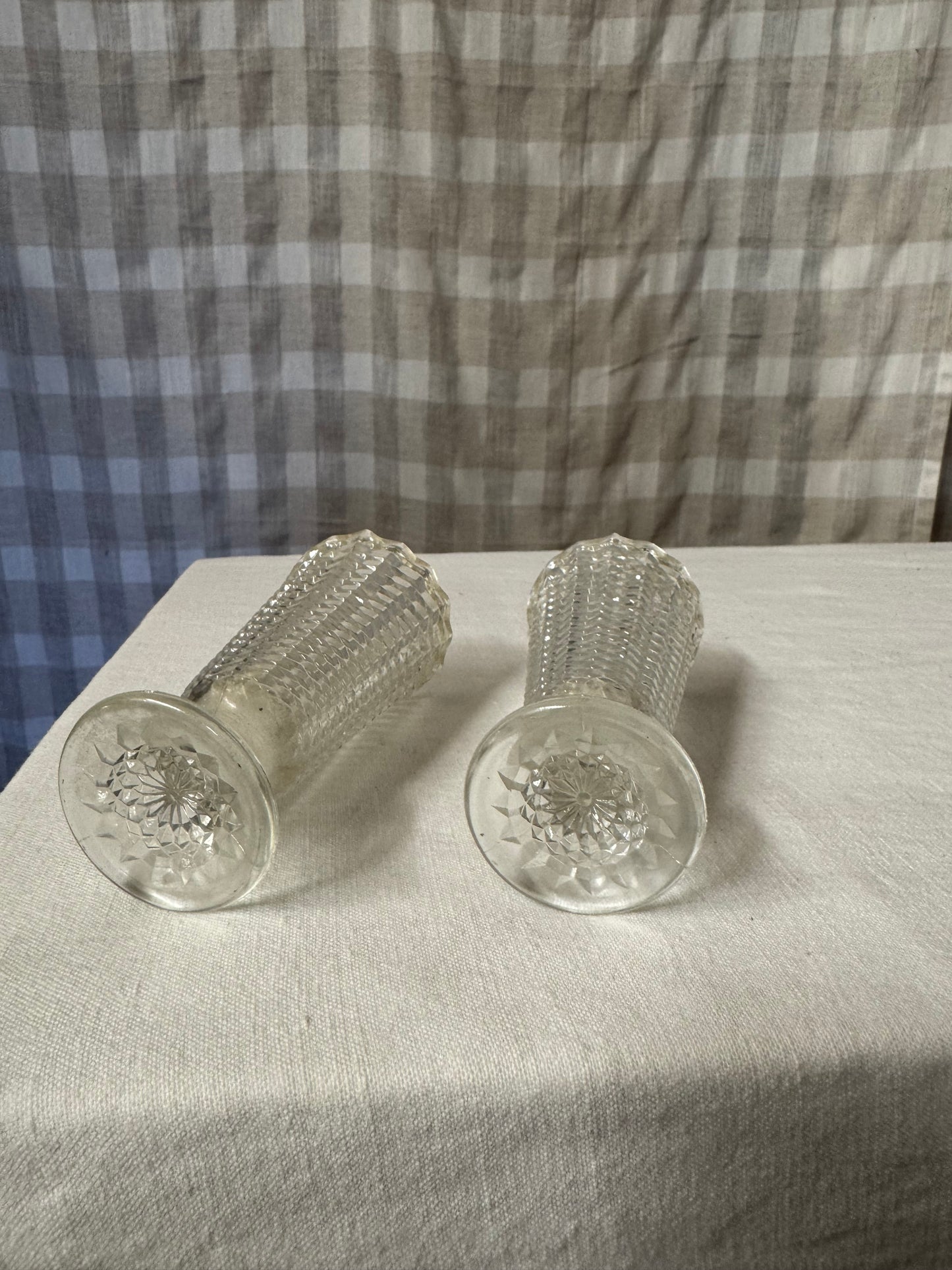 2st småvaser i pressglas