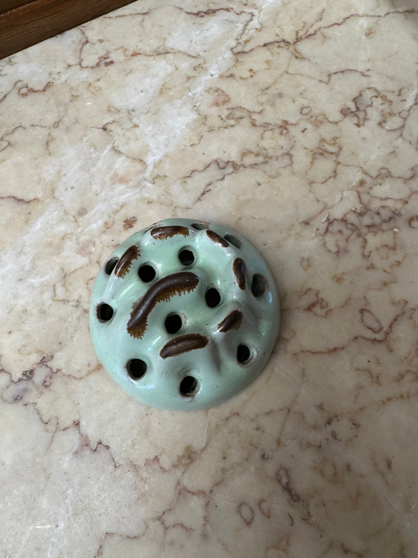 Grön blomsterfakir i keramik Ekeby