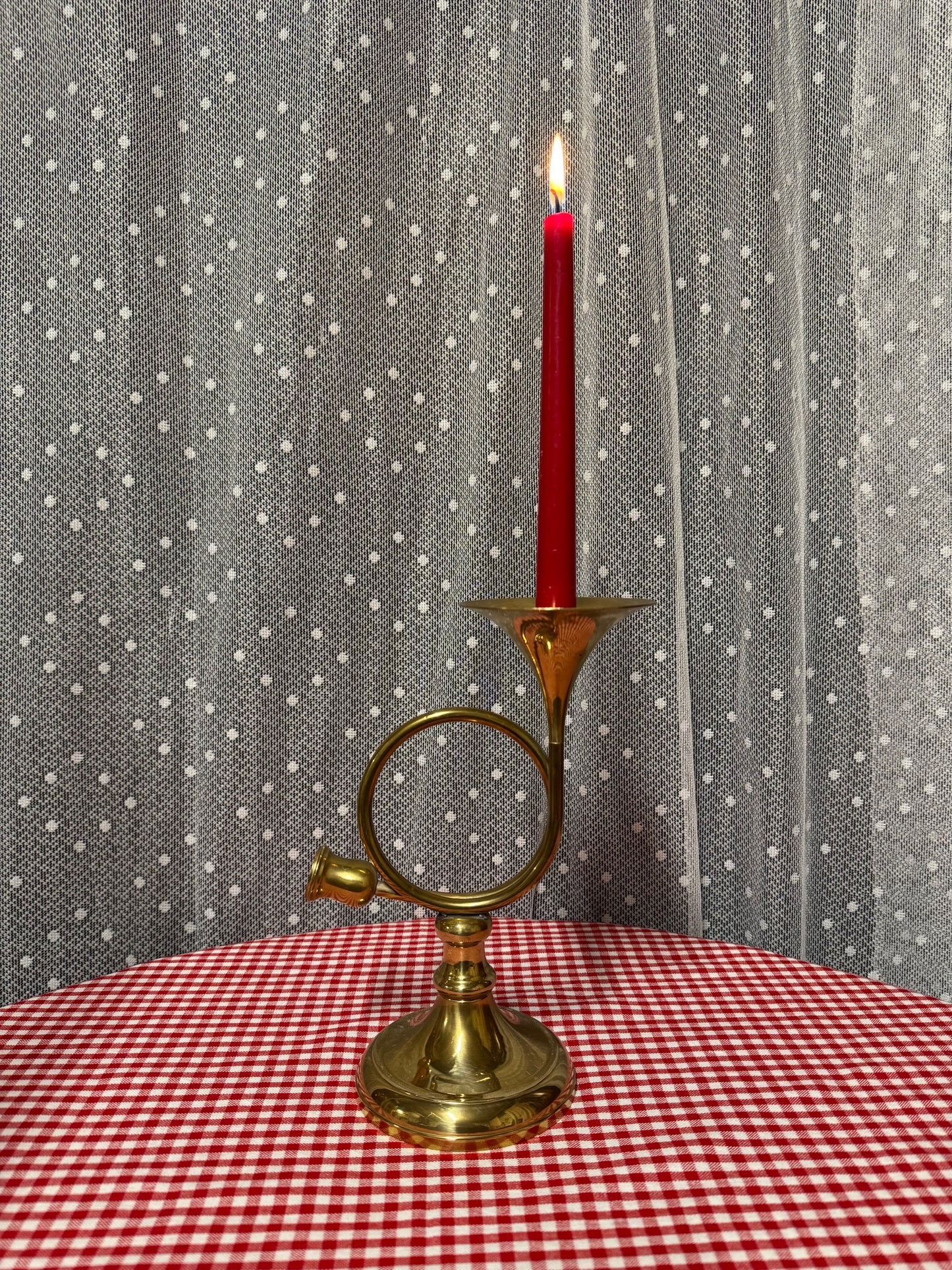 Trumpetljusstake i mässing