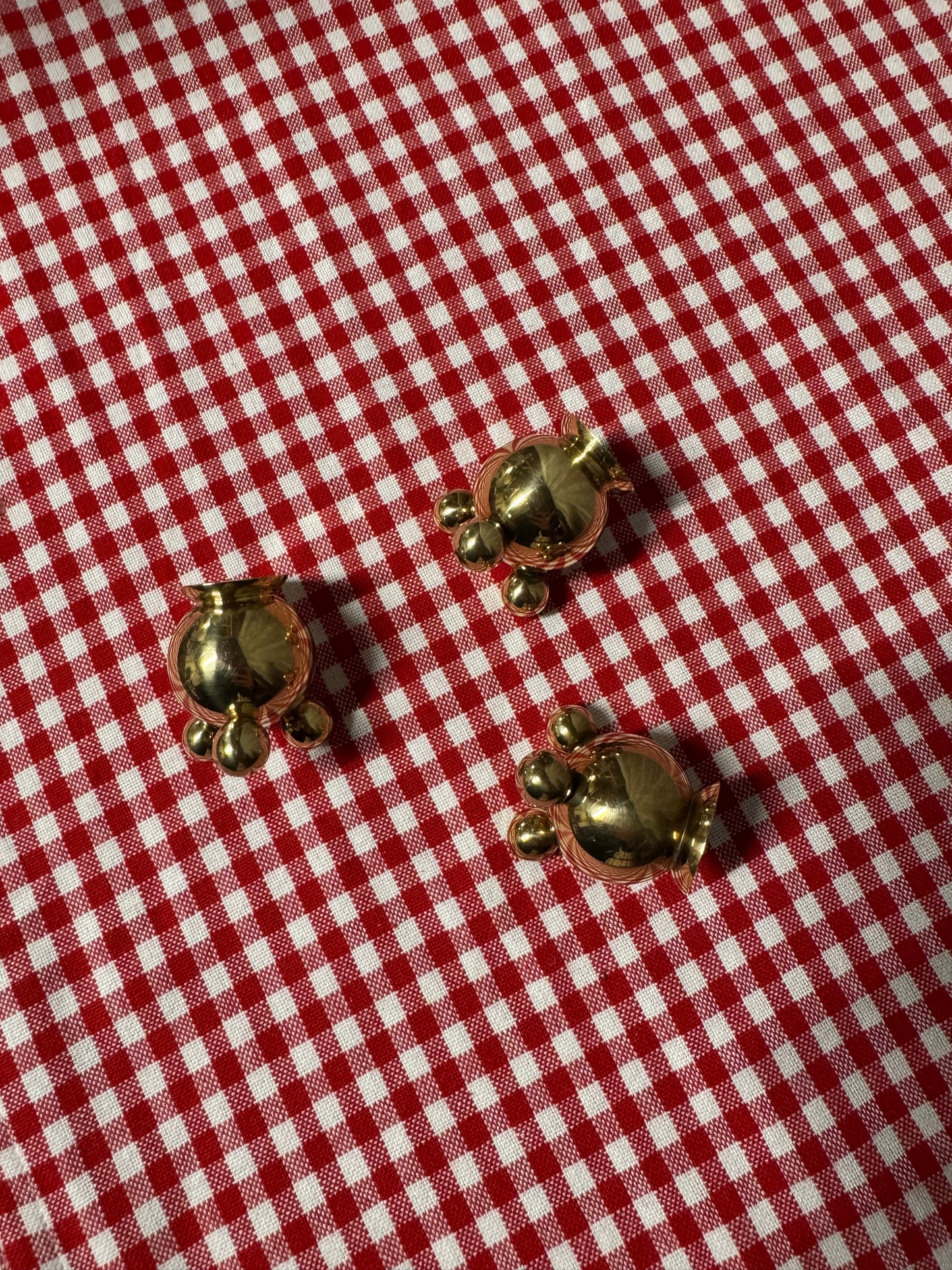 3 st mindre kulljusstakar i mässing