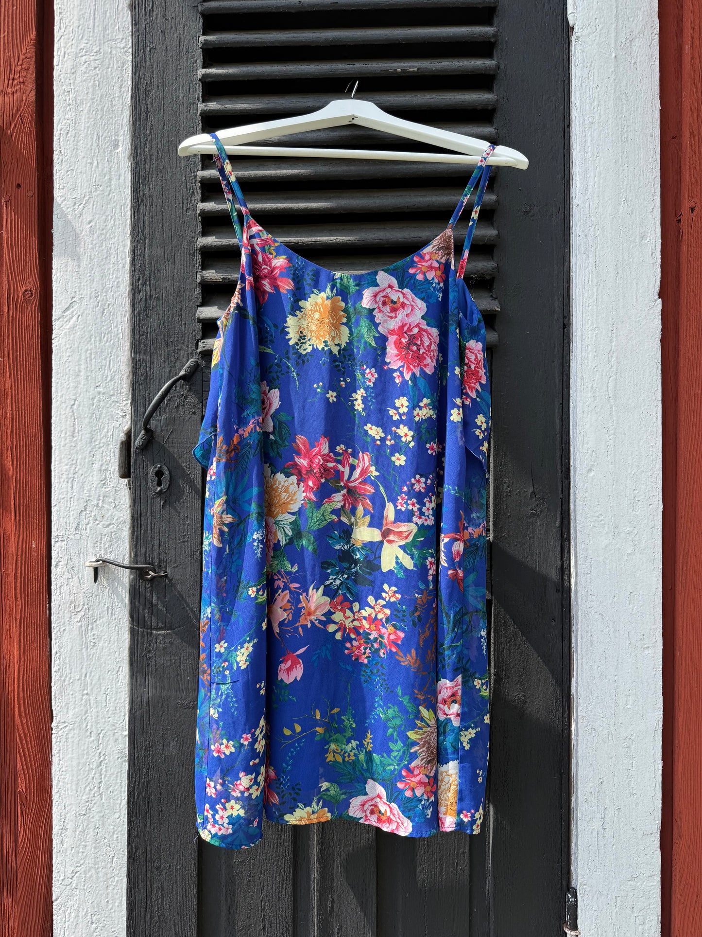 Blommig sommarklänning