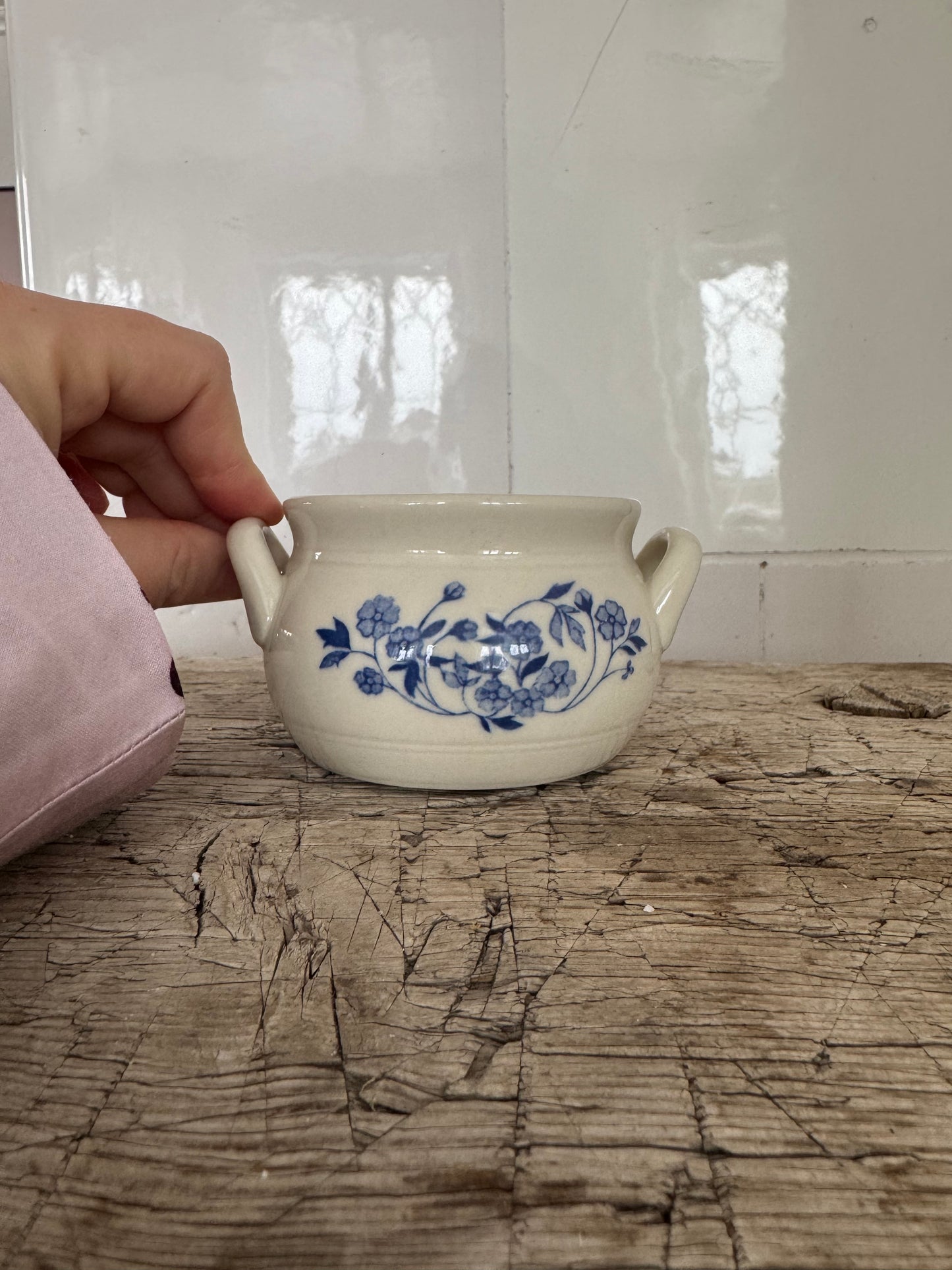 Mindre skål med hänklar stengods Gustavsberg