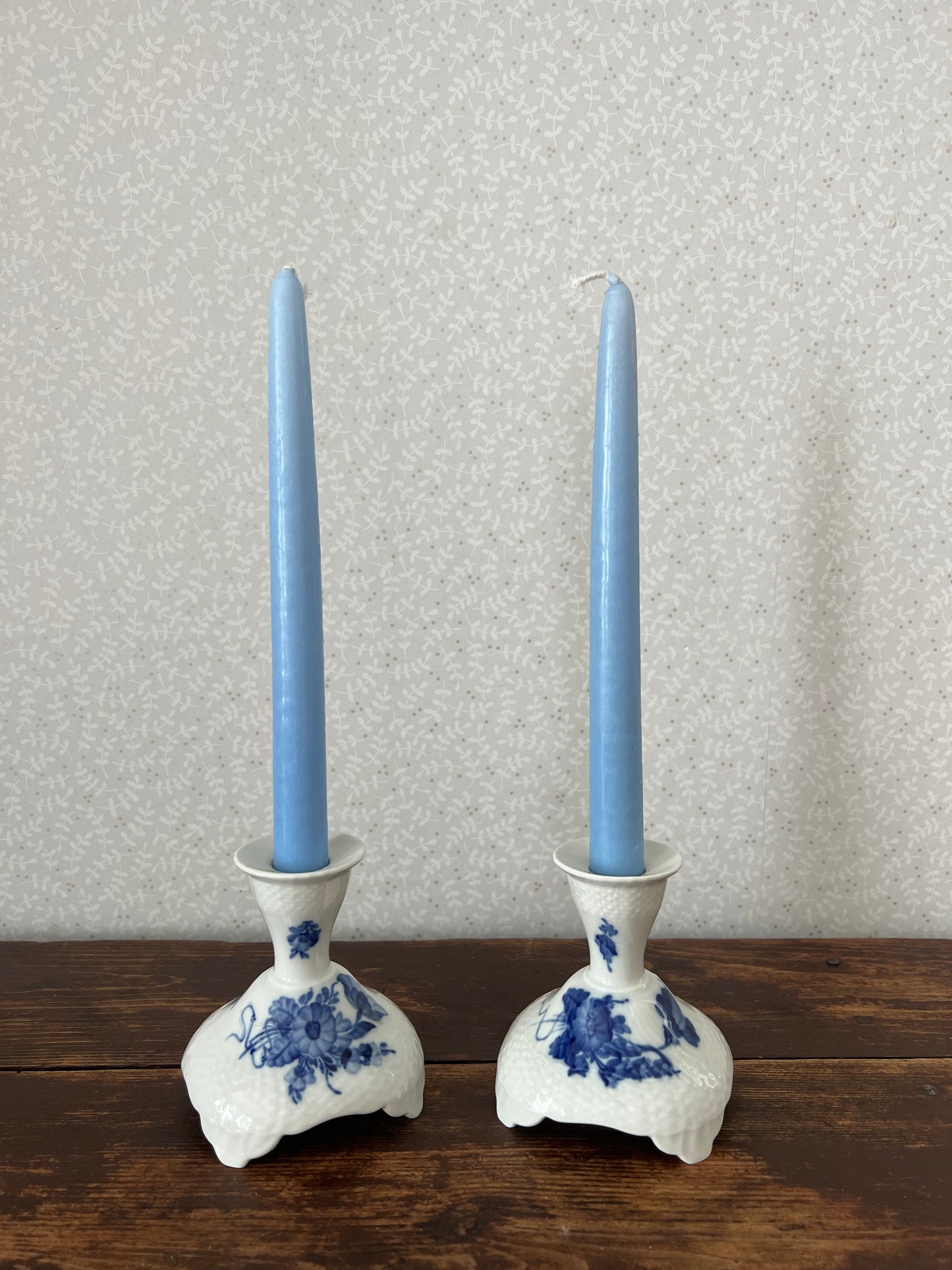 Paret ljusstakar i porslin - Blå Blomst Royal Copenhagen