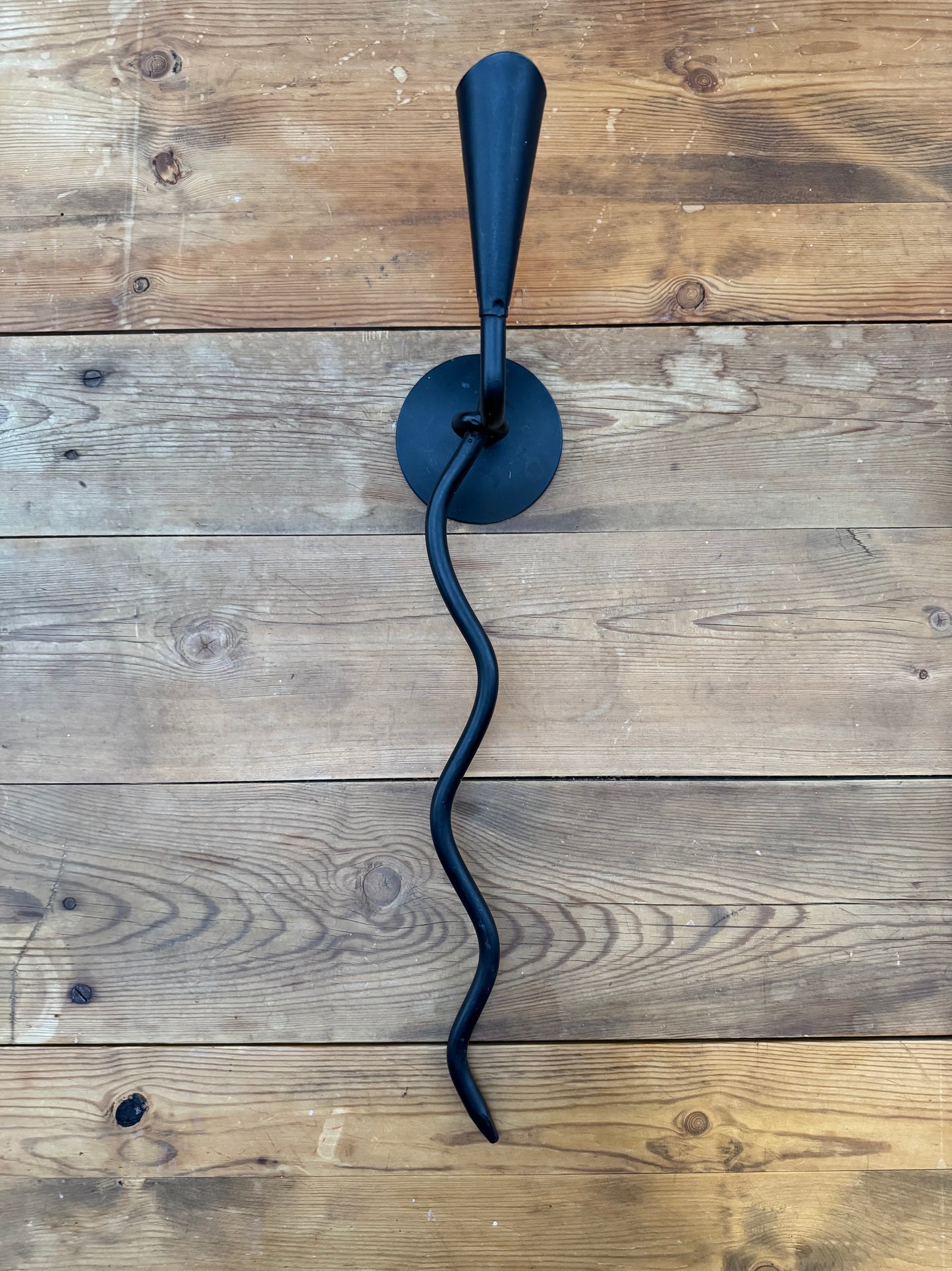 Stor väggljusstake smide