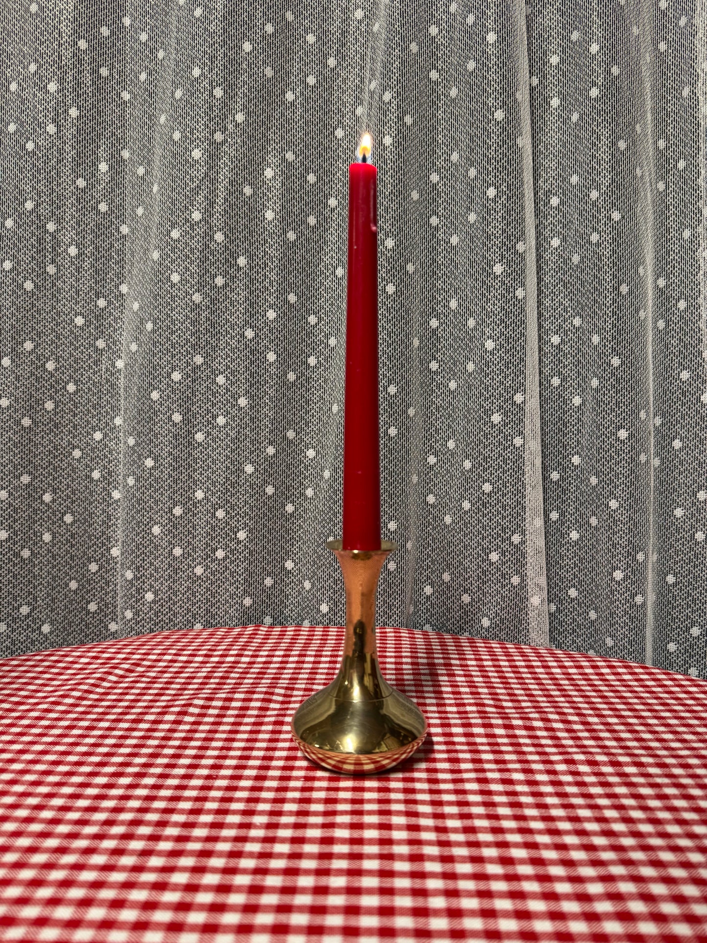 Mindre vas/ ljusstake i mässing