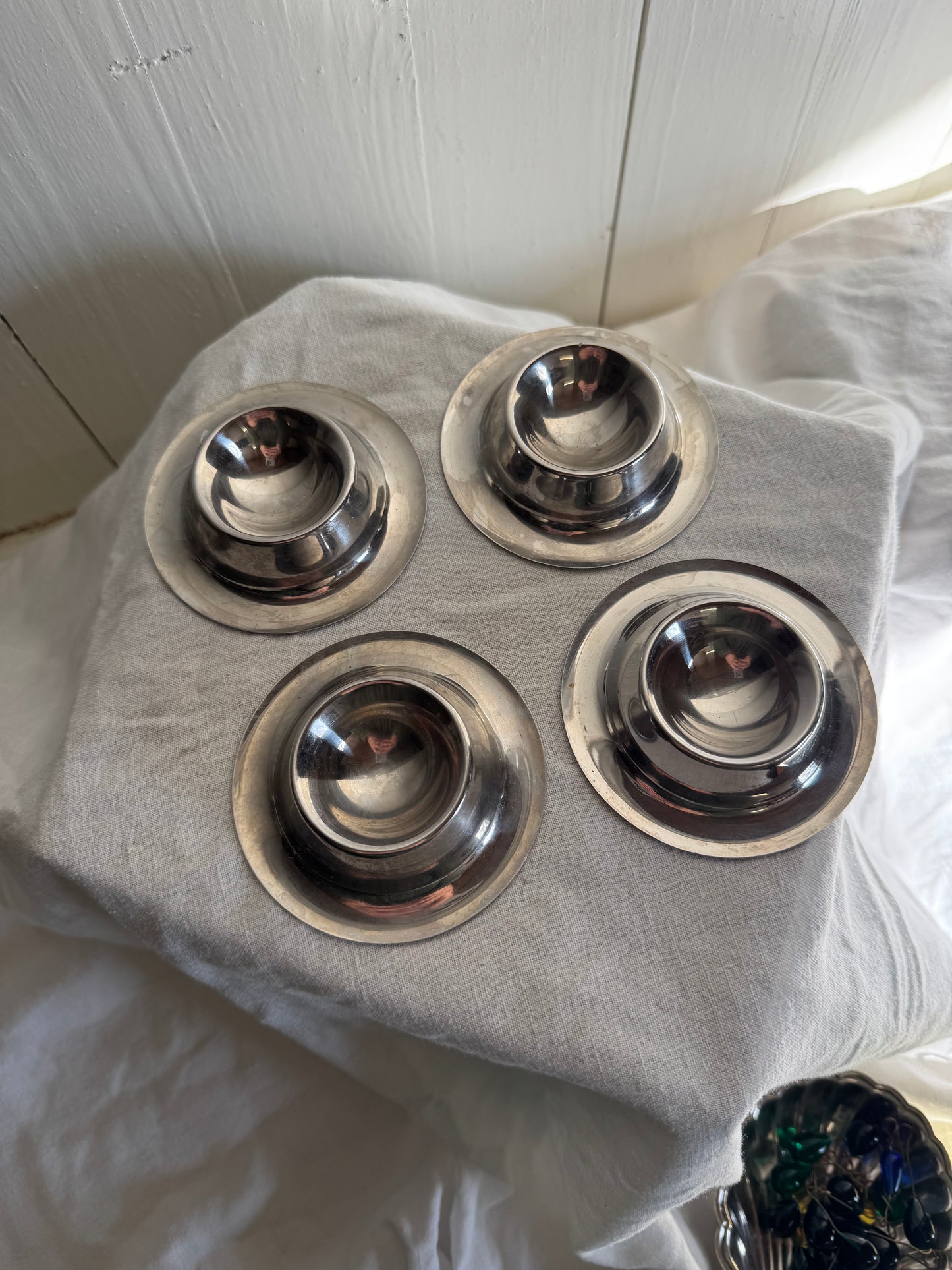 Äggkoppar i stål, 4st