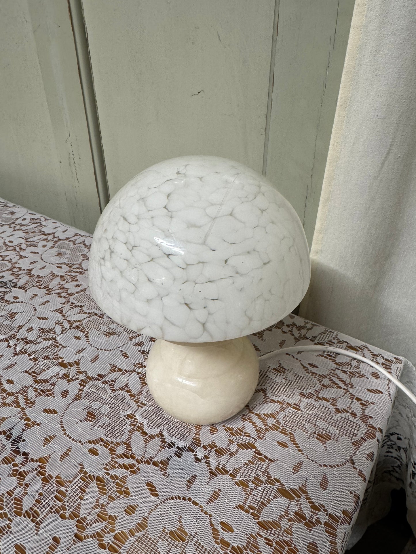 Bordslampa svamp med marmorfot, 1900-tal