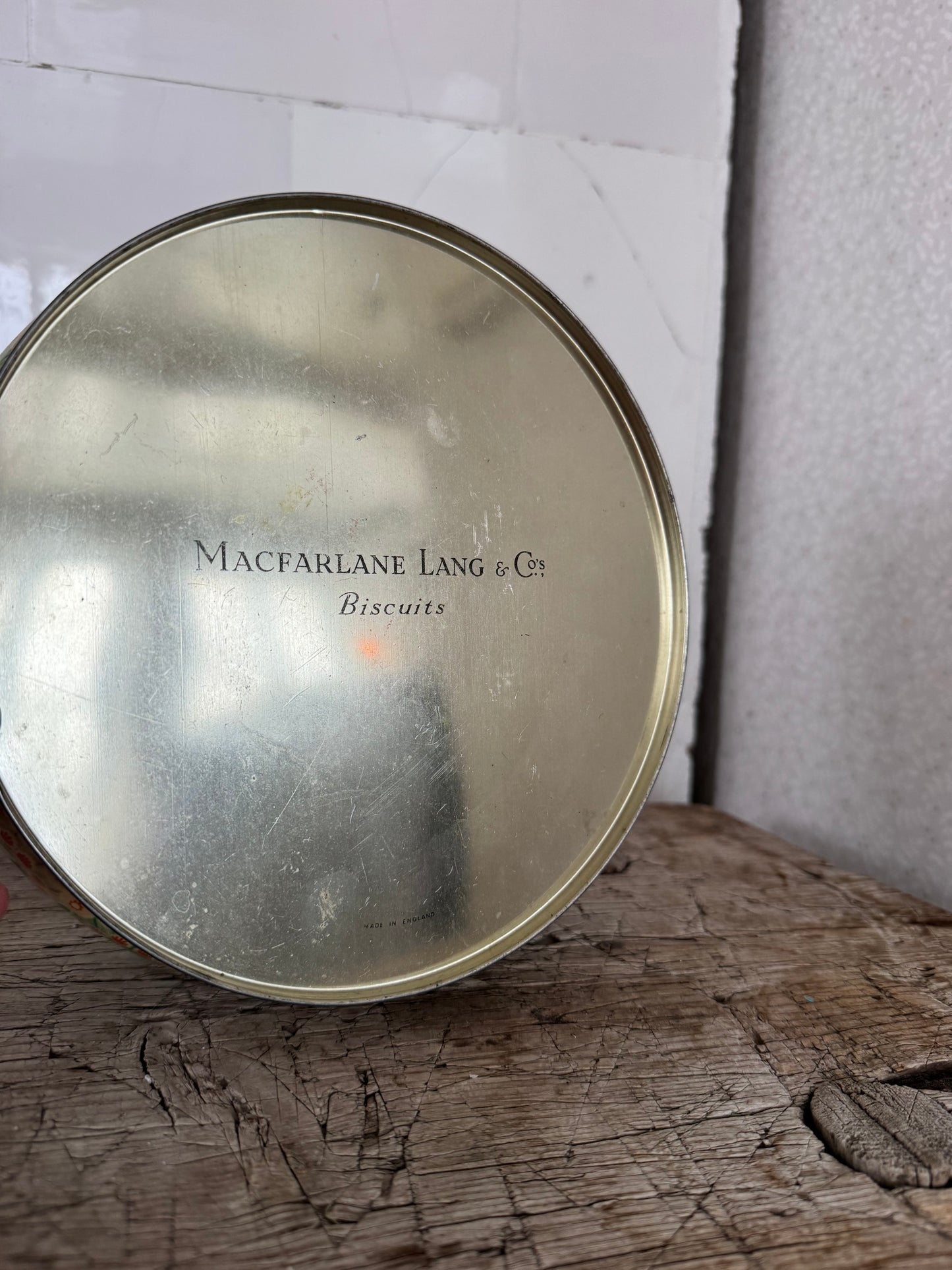 Plåtburk - rund pastell