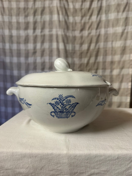 Äldre terrin i flintgods från Rörstrand, GOTHIA