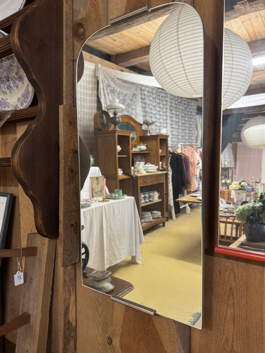 Vacker spegel, silver