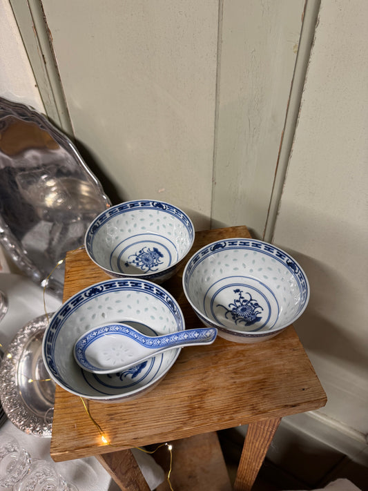 Blått kinesiskt porslin, 4 delar