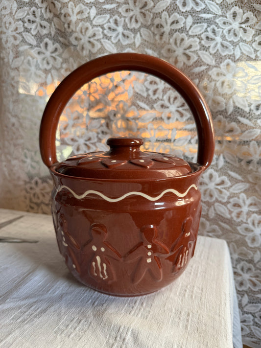 Porslinskorg med lock, pepparkaka