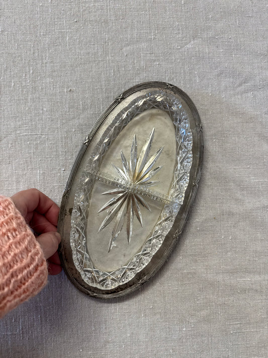 Serveringsfat / pressglasfat, mitten av 1900-talet