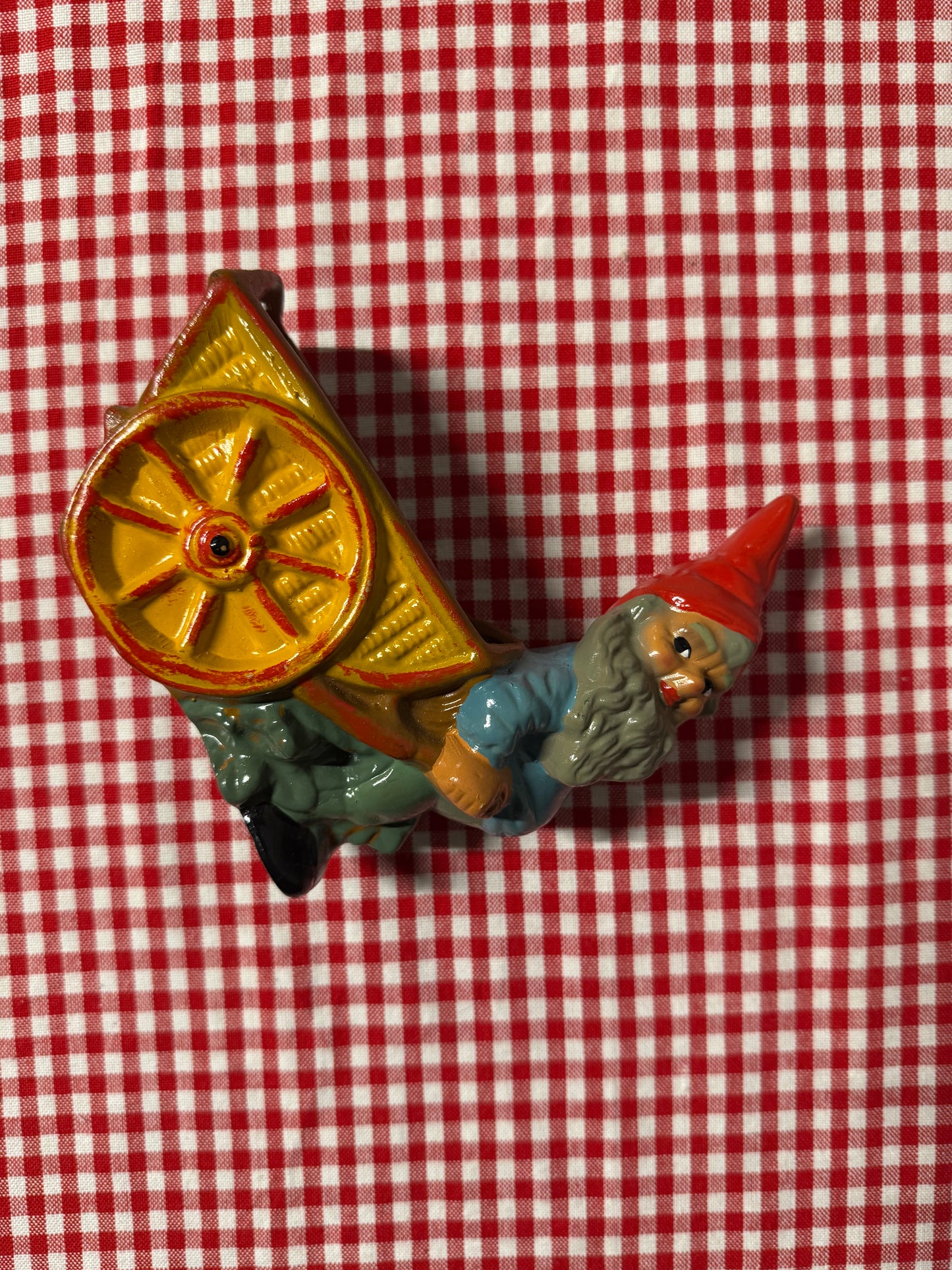 Äldre tomte med kärra i terrakotta W Germany 50/60-tal