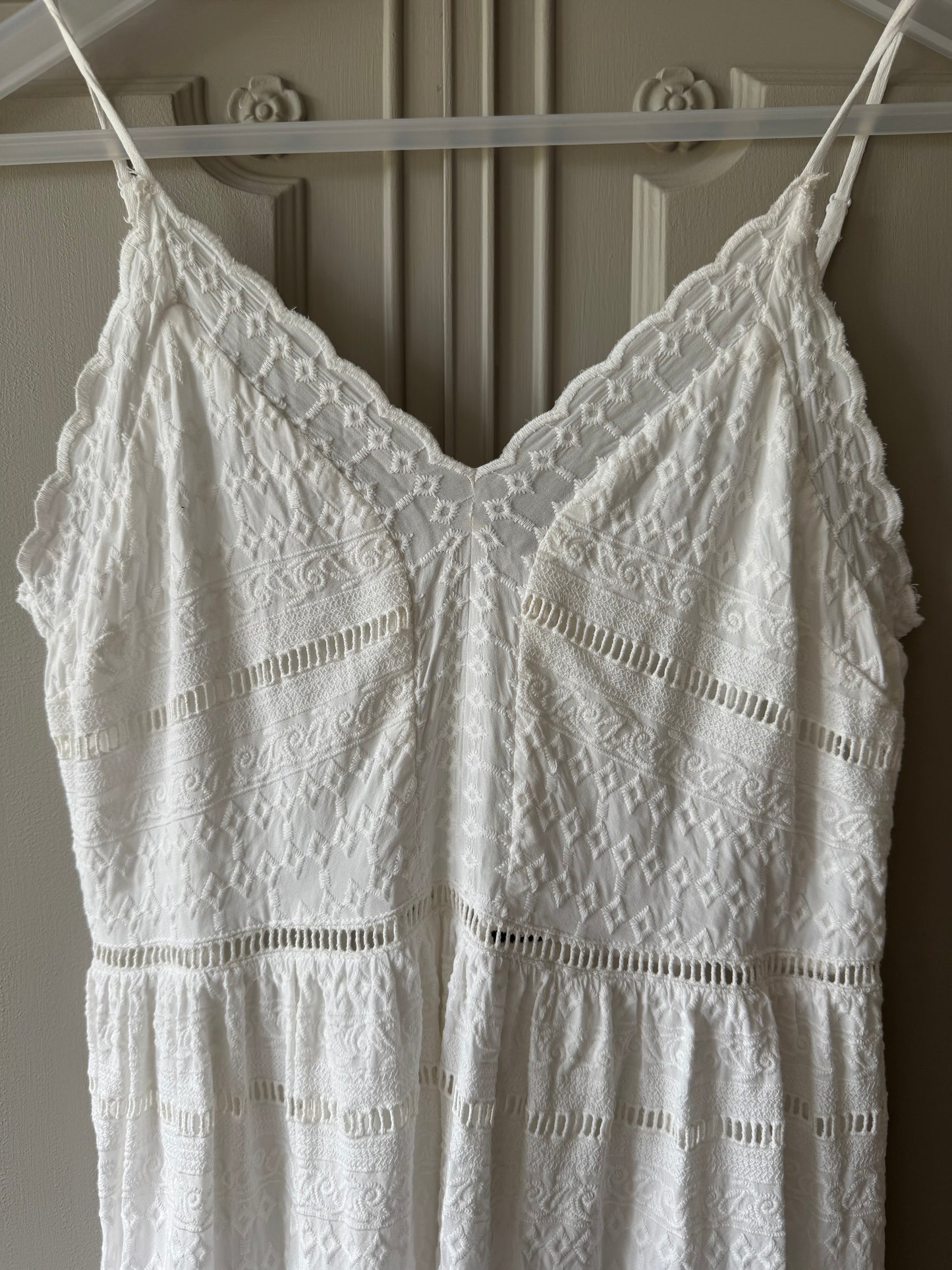 Vit sommarklänning broderie anglaise