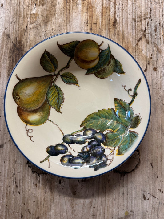 Skål päron vindruvor