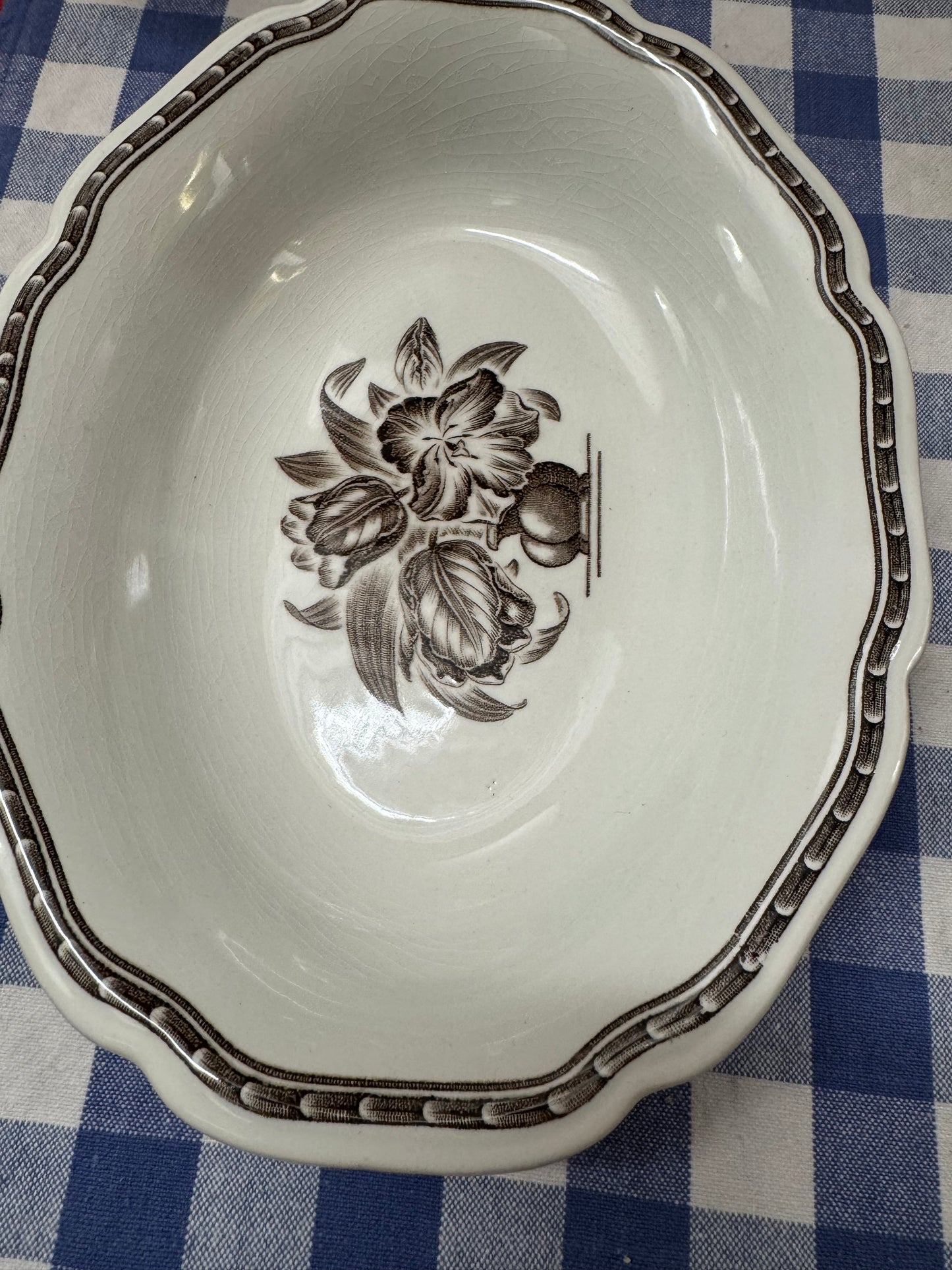 Uppläggningsskål i brunt MIGNON Gefle Sweden