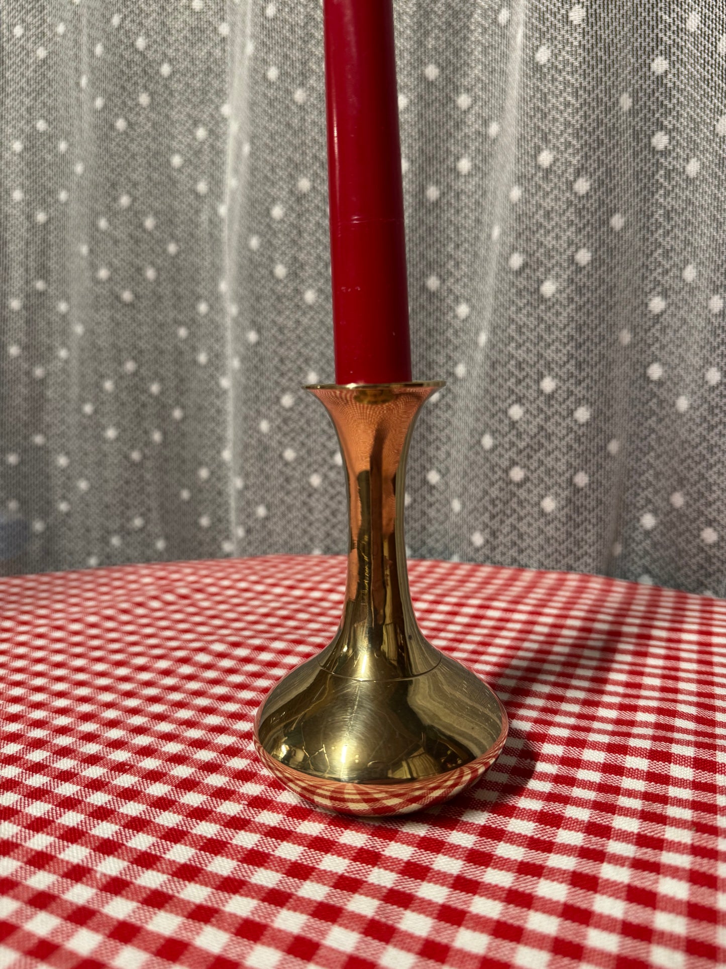 Mindre vas/ ljusstake i mässing