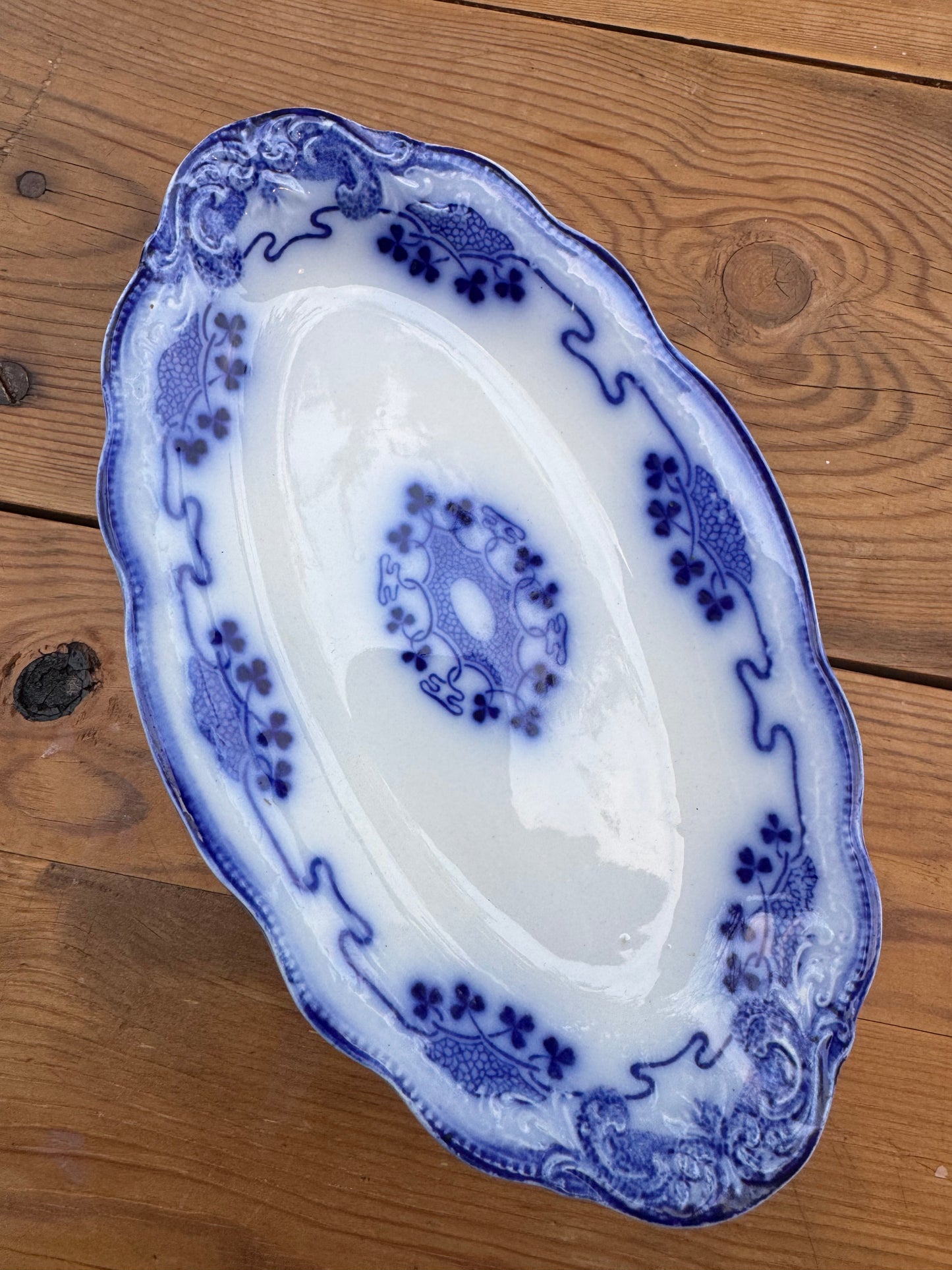 Mindre uppläggningsfat flintgods, "Lorne", Grindley, England