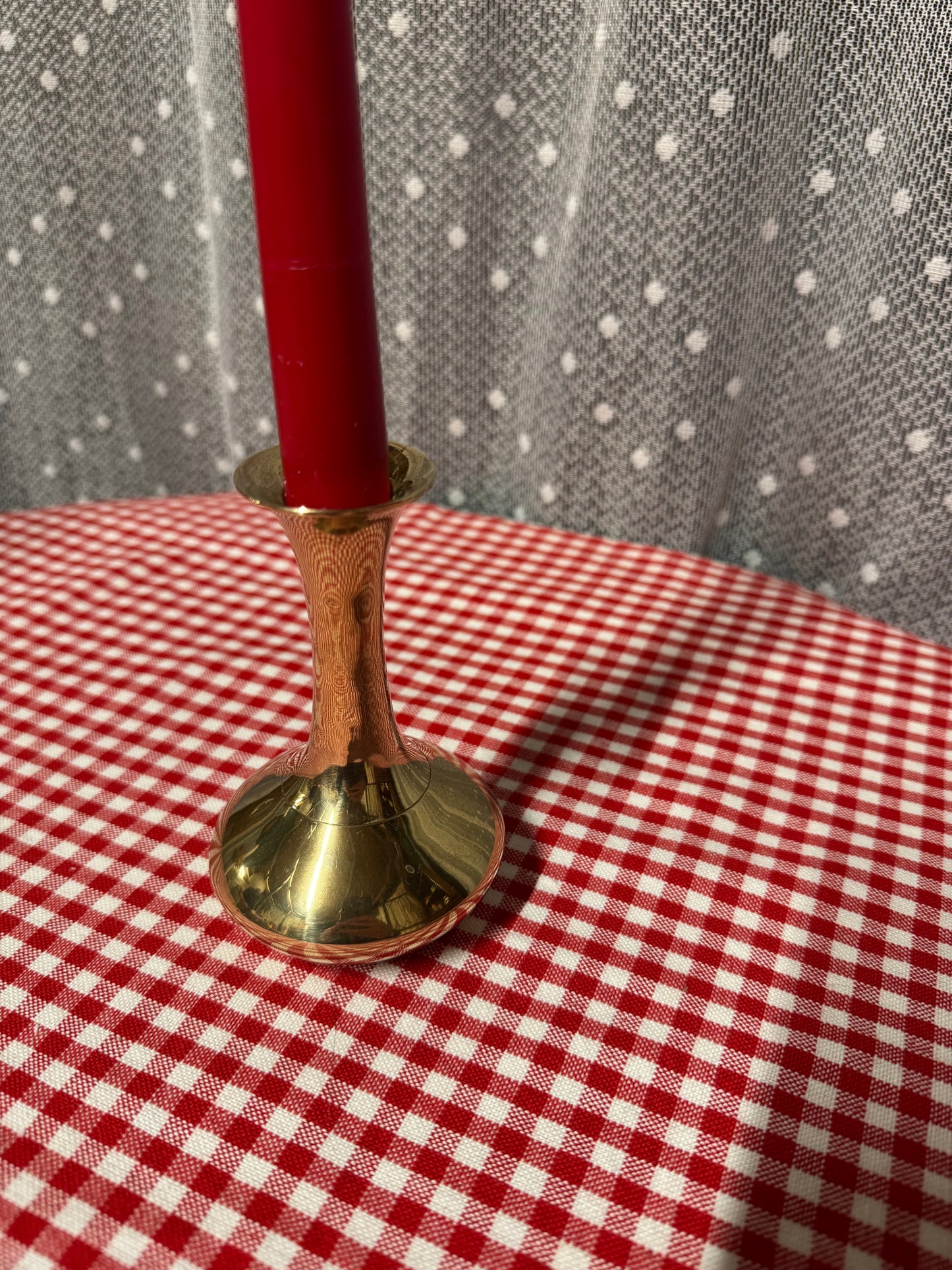 Mindre vas/ ljusstake i mässing