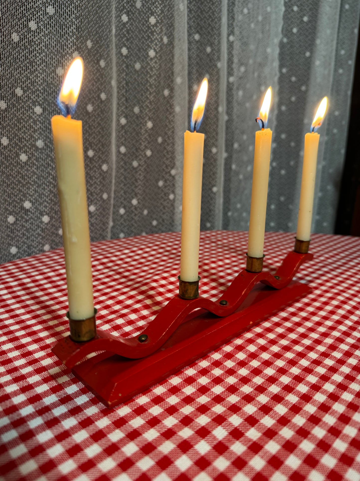 Art deco vågig träljusstake för julgransljus