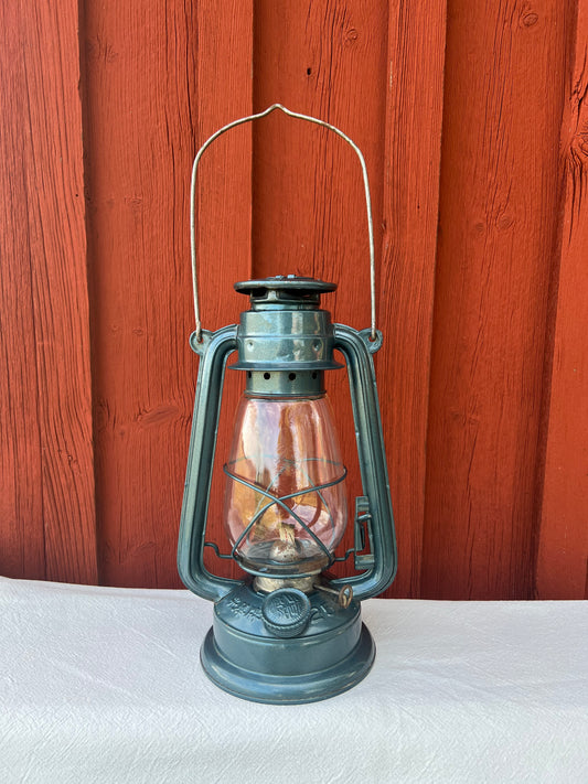 Stor oljelampa i blått