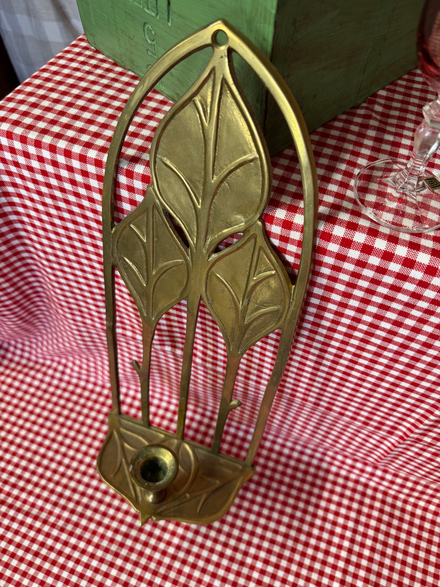 Stor väggljusstake i mässing