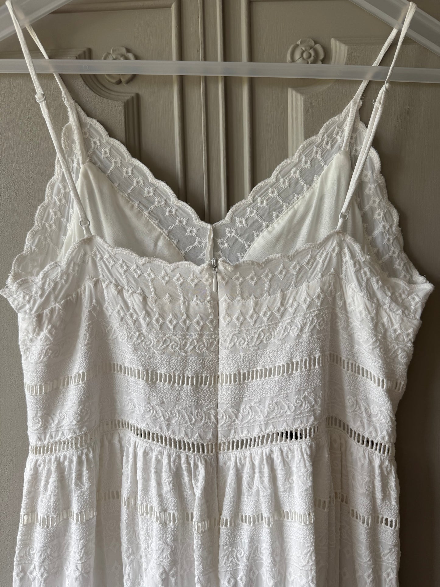Vit sommarklänning broderie anglaise