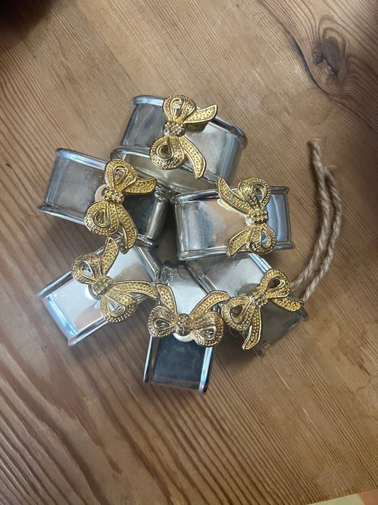 6st servettringar med rosett