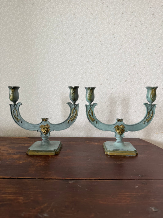 Paret tvåarmade ljusstakar i grönt, Stjärnmetall