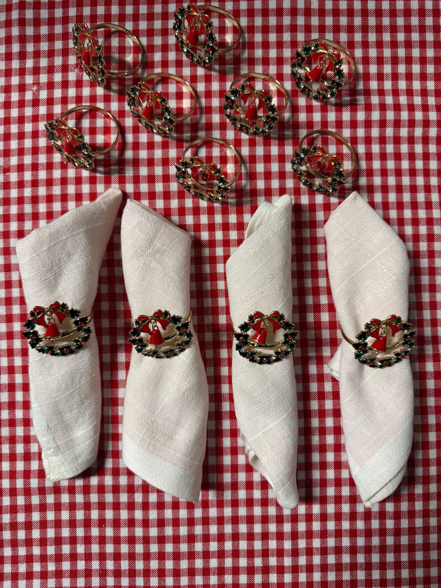 12 st servettringar med krans med bjällra och rosett