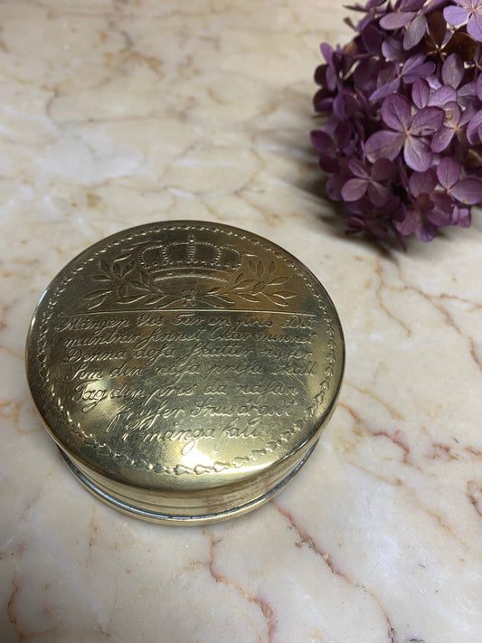 Skultuna snusdosa / ask i mässing 1900-tal