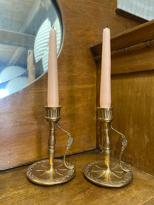 Paret mässingsljusstakar med handtag - MALM